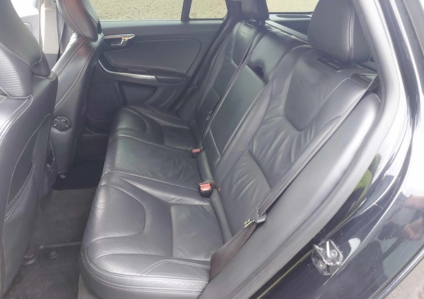 Volvo V60 cena 50000 przebieg: 248000, rok produkcji 2012 z Gostynin małe 704